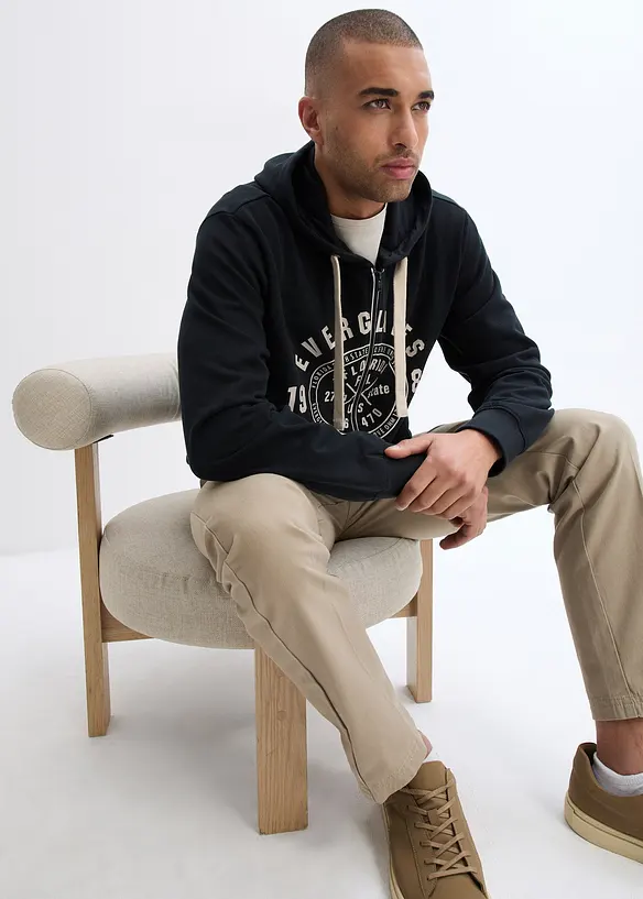 Felpa con zip, cappuccio e taglio comfort, bonprix