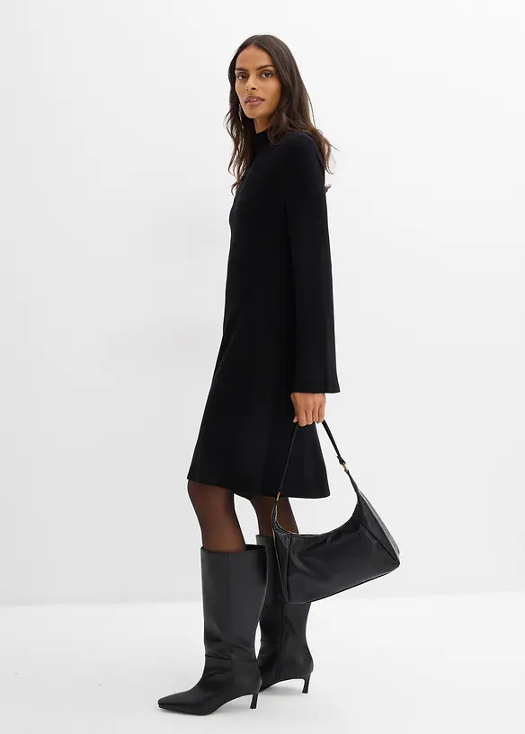 Abito svasato in maglia di misto viscosa, bonprix
