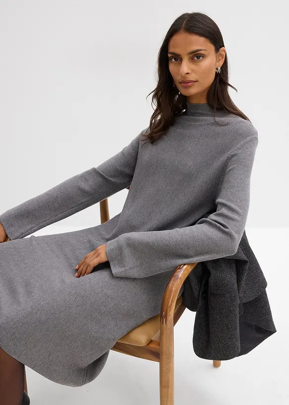 Abito svasato in maglia di misto viscosa, bonprix