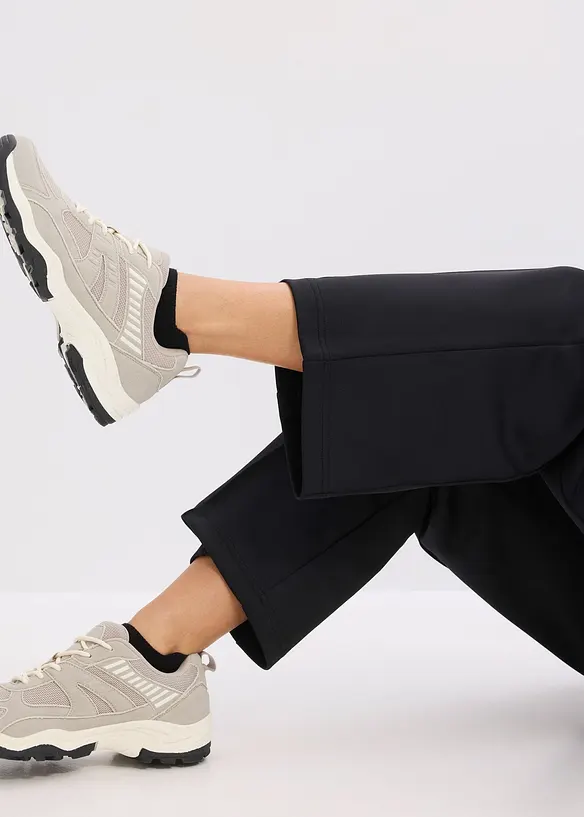 Pantaloni sportivi con cuciture decorative, bonprix