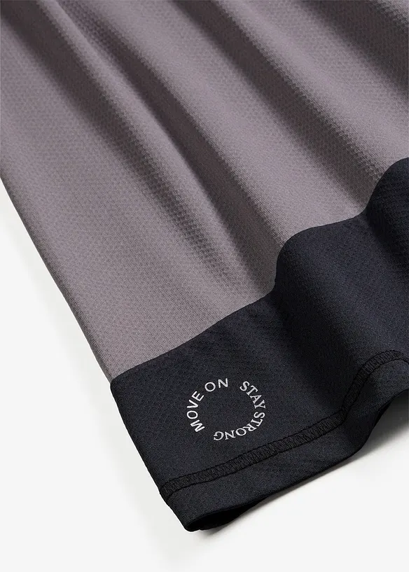 T-shirt per lo sport con effetto strutturato, bonprix