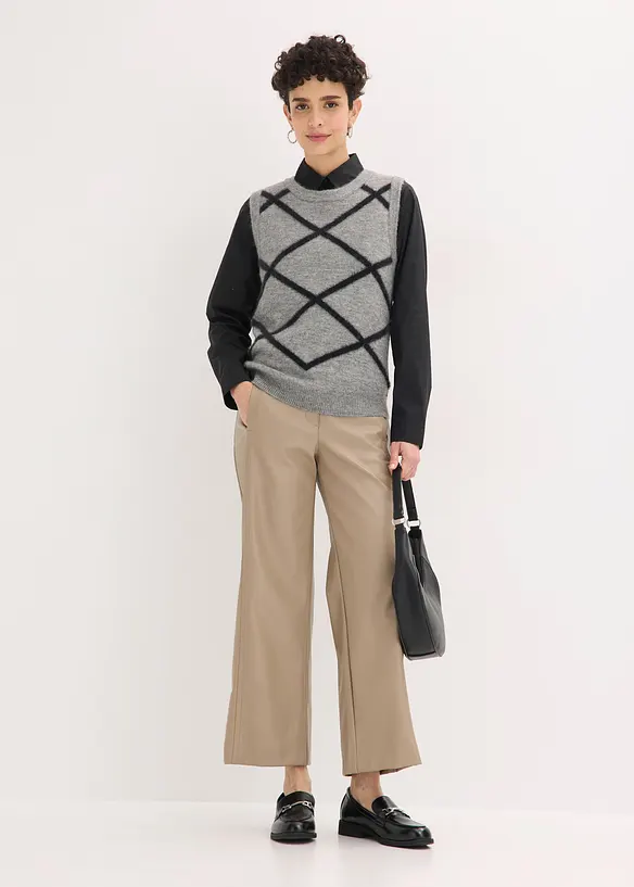 Gilet con filato piumato, bonprix