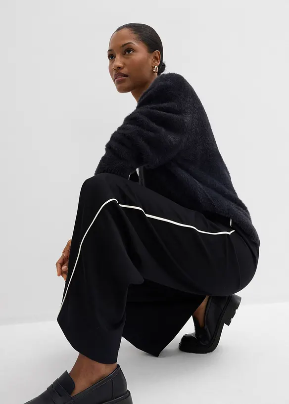 Pantaloni larghi in misto viscosa, bonprix