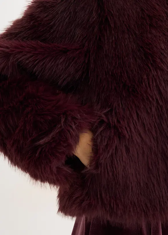 Pelliccia sintetica corta, bonprix