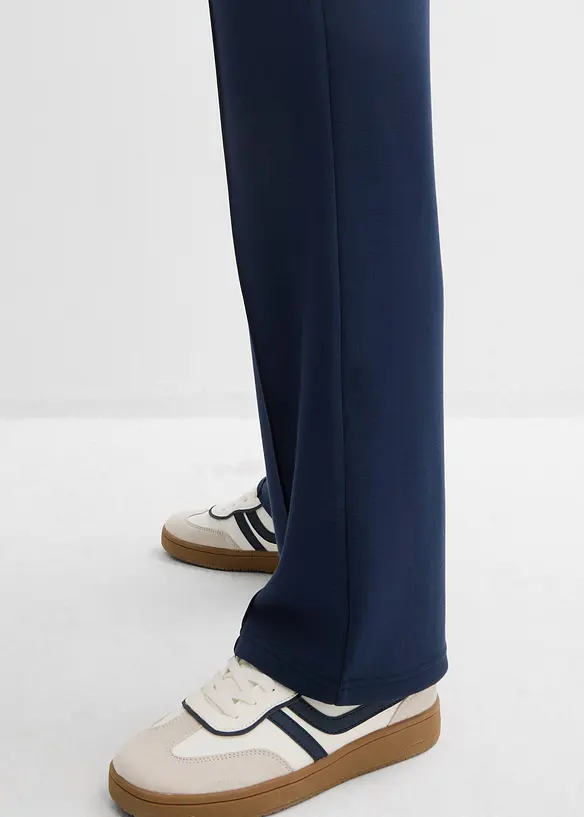 Pantaloni in felpa di misto viscosa morbido, bonprix