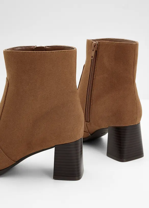 Stivaletti con tacco a blocco, bonprix