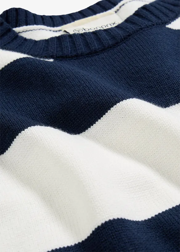 Maglione oversize in misto viscosa morbido, bonprix