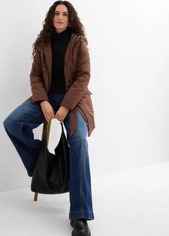 Cappotto outdoor corto idrorepellente con cintura e fodera leopardata, bonprix