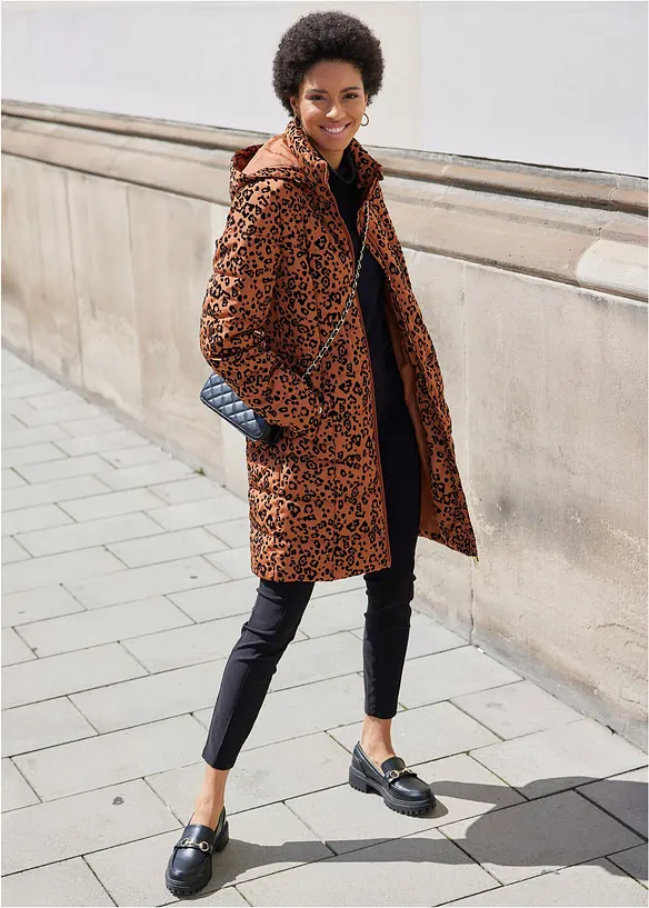 Pantaloni elasticizzati con elastico in vita e bottoni decorativi, bonprix