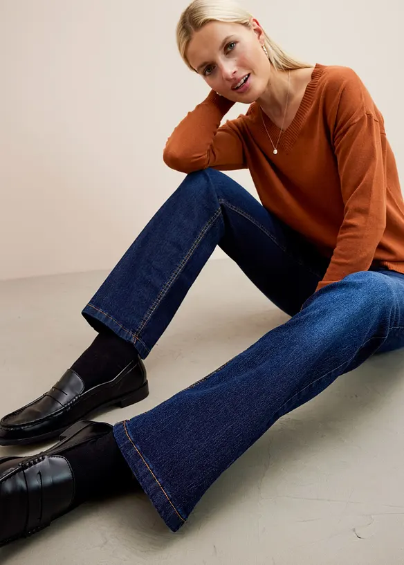 Jeans bootcut elasticizzati, vita media, bonprix