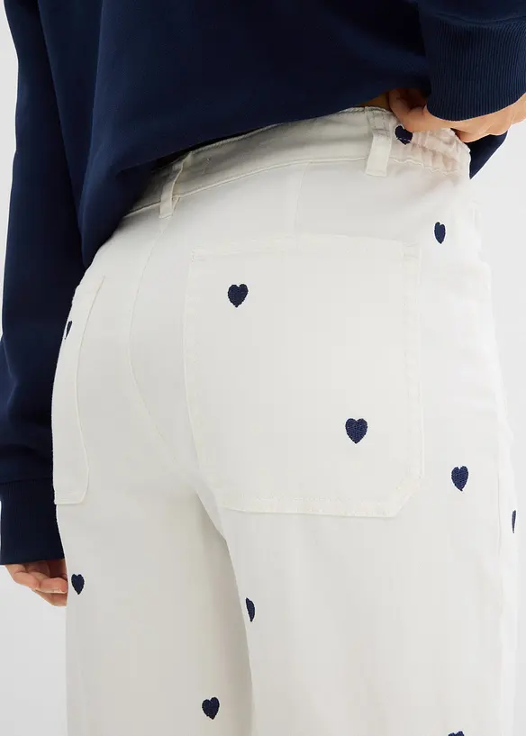 Pantaloni in twill con ricami, bonprix