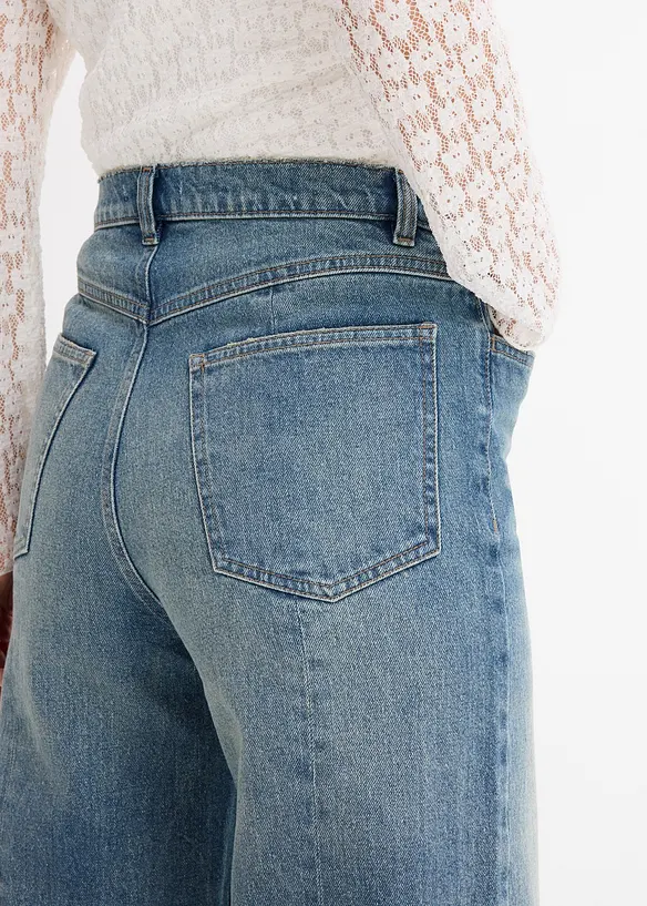 Jeans dal taglio dritto e morbido leggermente elasticizzati, vita alta, bonprix