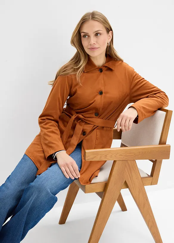 Giaccone in similpelle scamosciata con cintura, bonprix