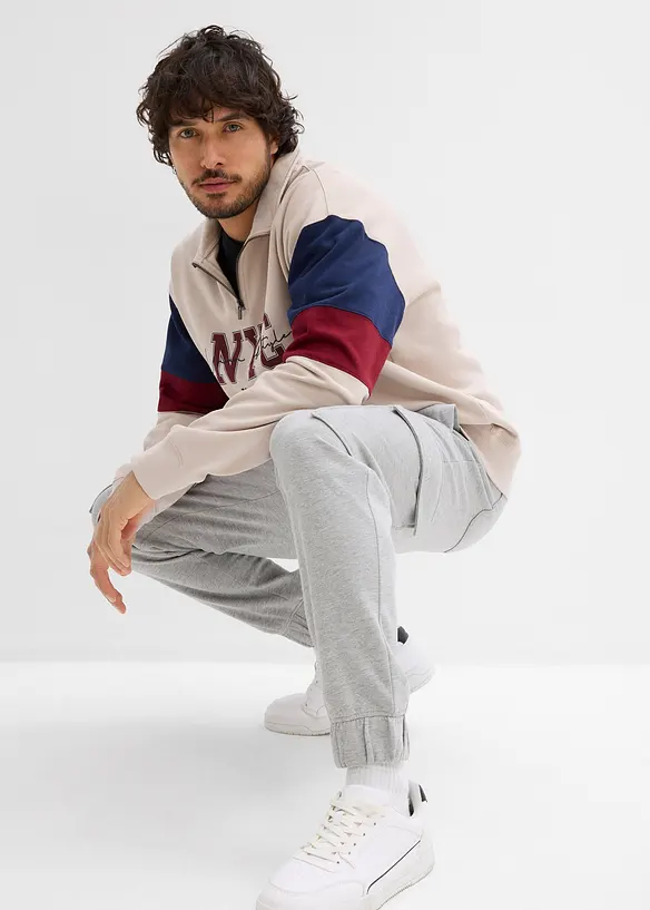 Pantaloni da jogging con tasche cargo, loose fit, bonprix