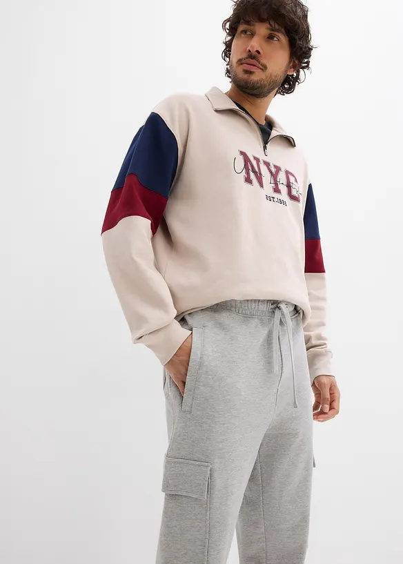 Pantaloni da jogging con tasche cargo, loose fit, bonprix