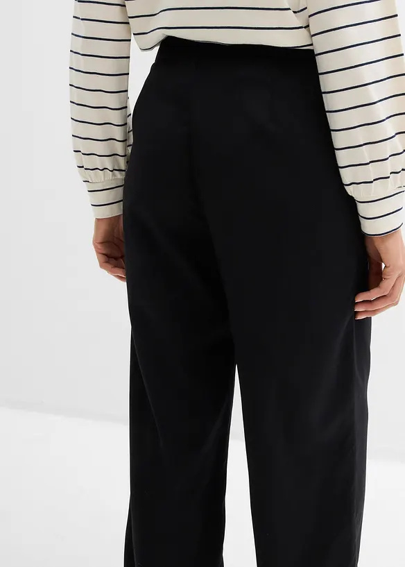 Pantaloni con pinces in misto viscosa, bonprix