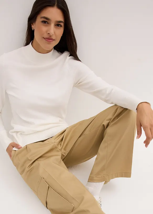 Maglione basic in filato fine con collo dritto e cotone riciclato, bonprix