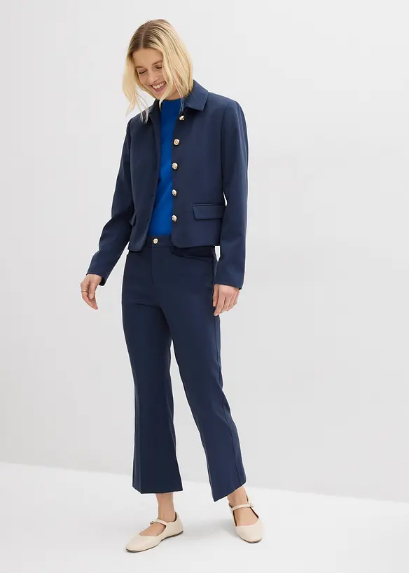 Pantaloni cropped svasati con bottone decorativo, bonprix