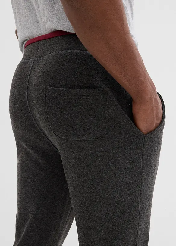 Pantaloni da jogging con dettagli sportivi, bonprix