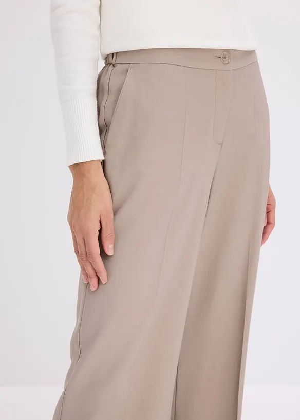 Pantaloni larghi leggeri con viscosa, bonprix