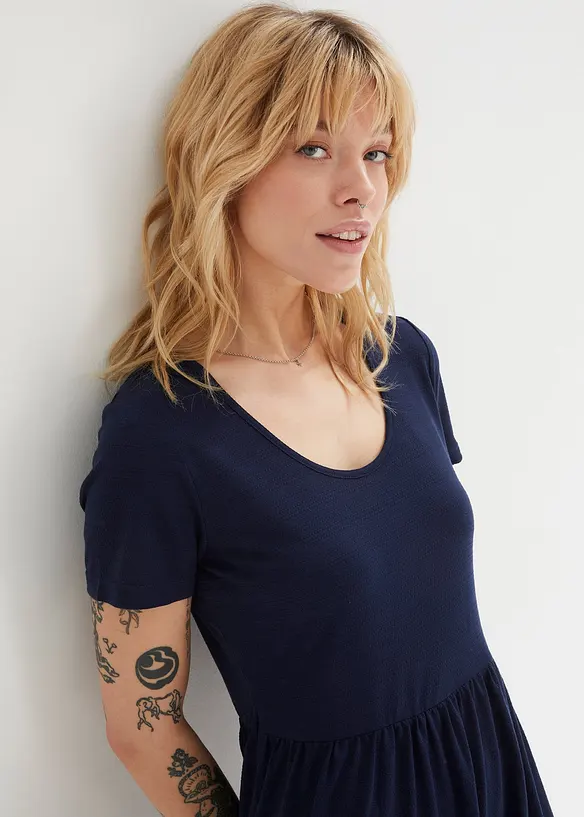 Abito in maglina di misto viscosa con motivo operato, bonprix