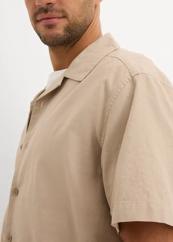 Camicia a maniche corte in misto lino leggero, loose fit, bonprix