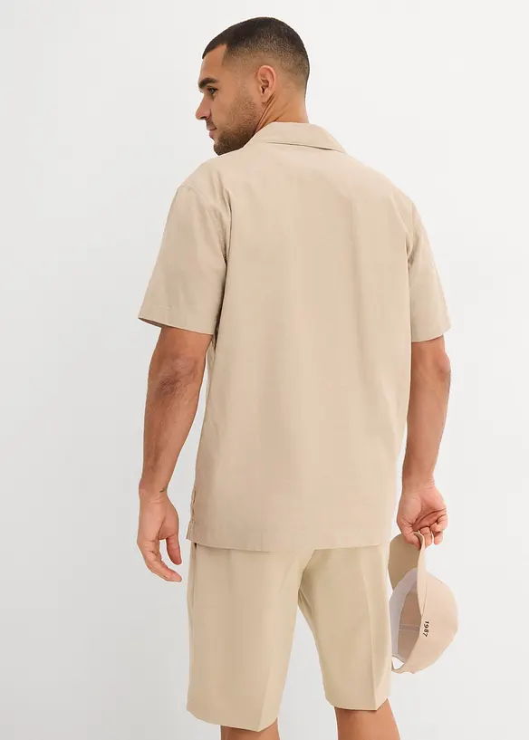Camicia a maniche corte in misto lino leggero, loose fit, bonprix