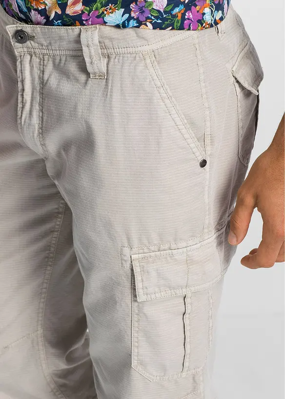 Bermuda cargo lunghi in puro cotone, regular fit, bonprix