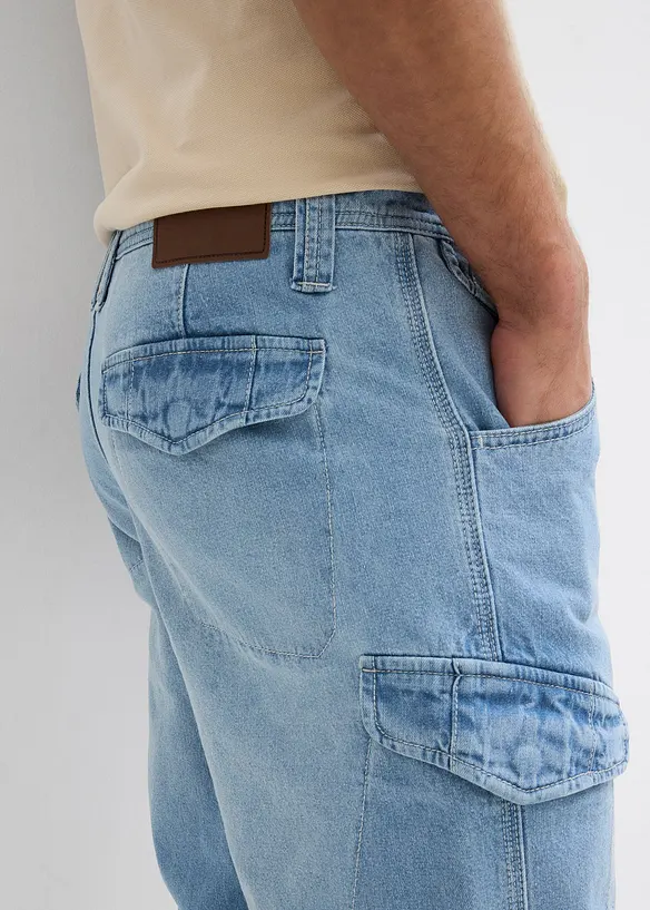 Bermuda cargo lunghi in denim elasticizzato leggero, relaxed fit, bonprix