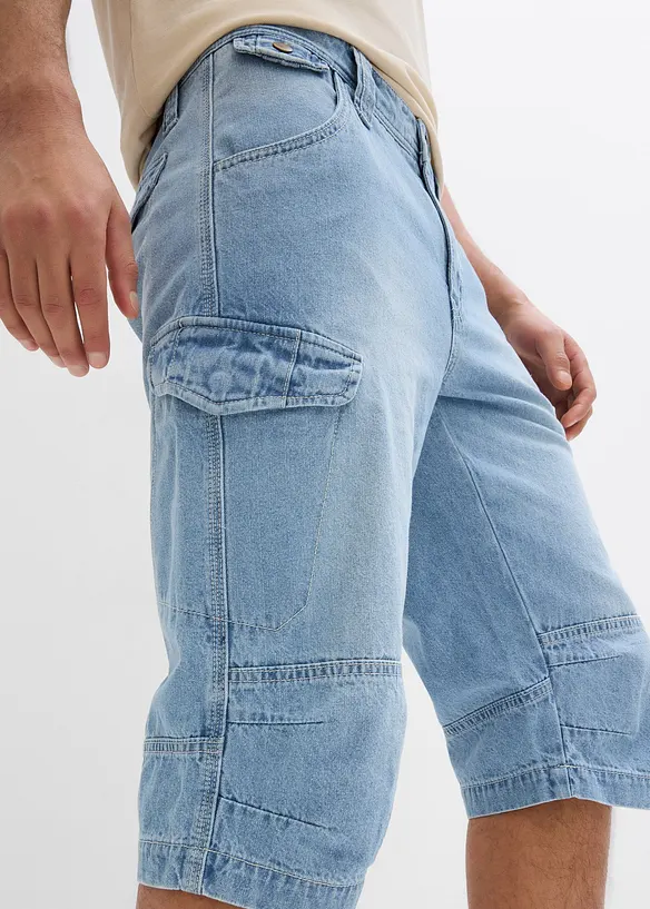 Bermuda cargo lunghi in denim elasticizzato leggero, relaxed fit, bonprix