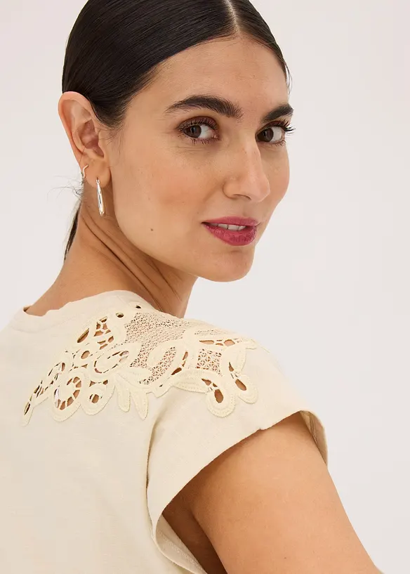 Maglia con dettagli in pizzo, bonprix