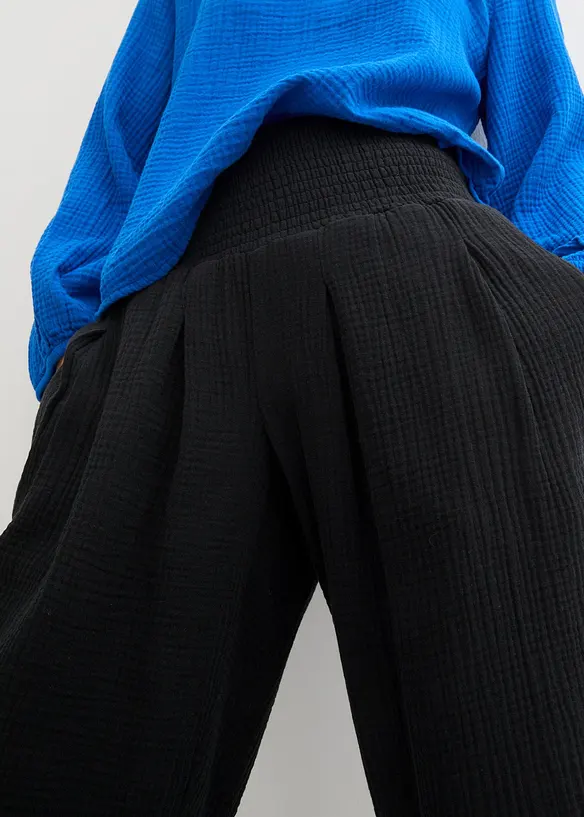 Pantaloni capri in soffice mussola, bonprix