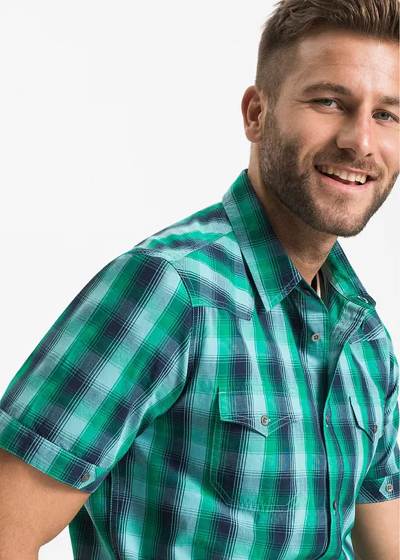 Camicia a maniche corte con taschini applicati, bonprix