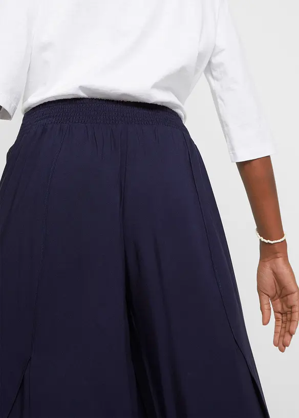 Pantaloni culotte al polpaccio in viscosa, bonprix