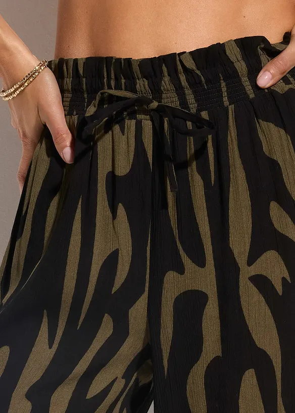 Pantaloni copricostume in viscosa fluente, bonprix