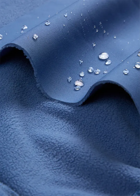 Softshell con cappuccio, idrorepellente, bonprix