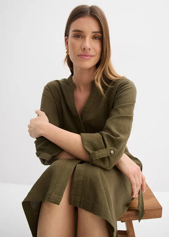 Abito con tasche in misto lino e viscosa, bonprix