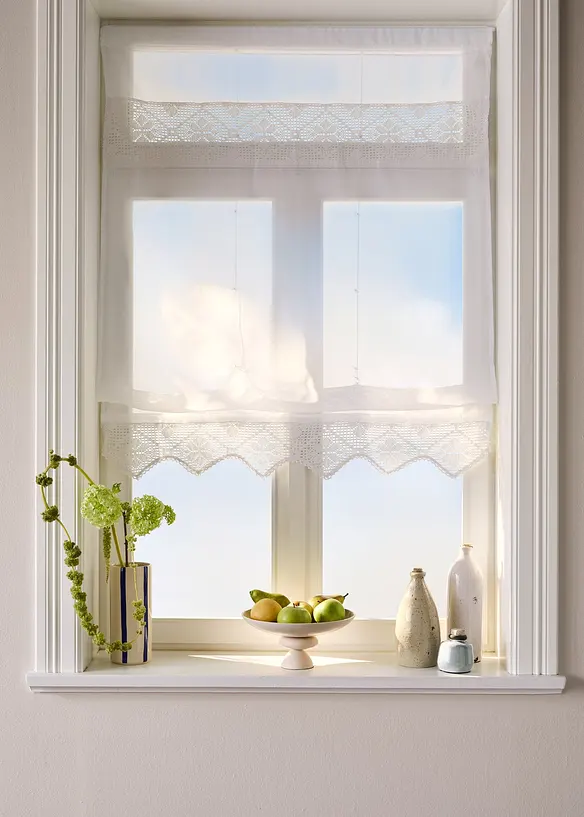 Tenda a pacchetto con bordo a uncinetto, bonprix