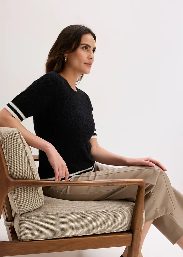 Maglione traforato a maniche corte con filato piumato, bonprix