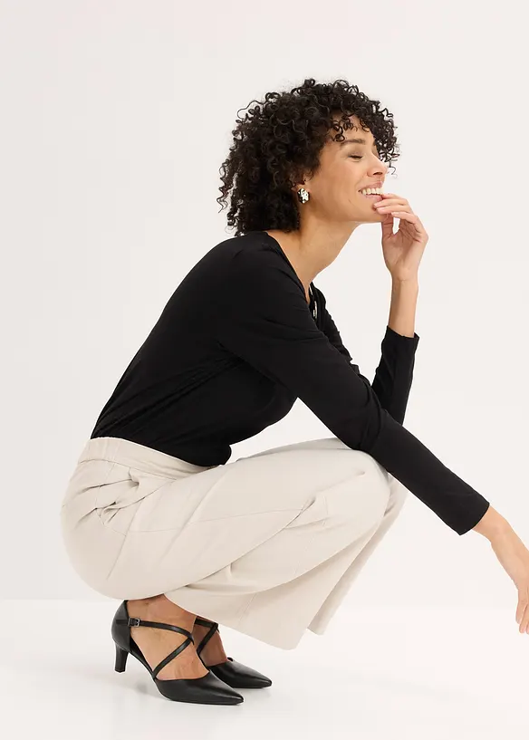 Maglia a maniche lunghe con occhielli, bonprix