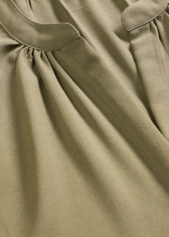 Camicetta a maniche corte con abbottonatura nascosta, bonprix