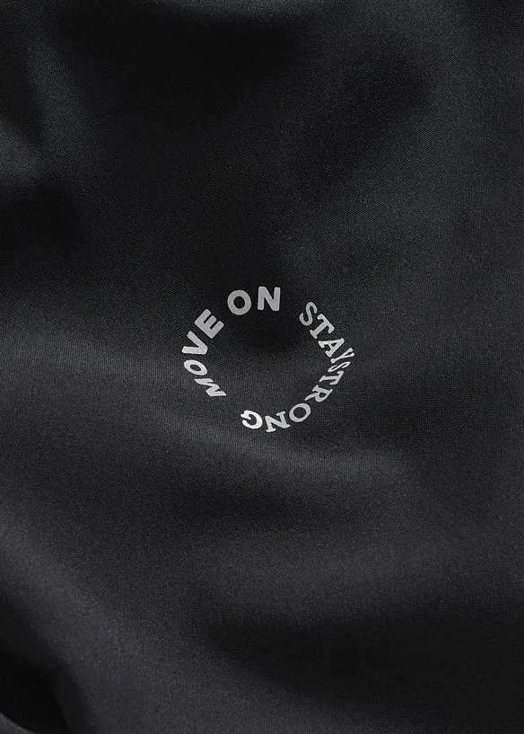 Giacca sportiva leggera ad asciugatura rapida, bonprix