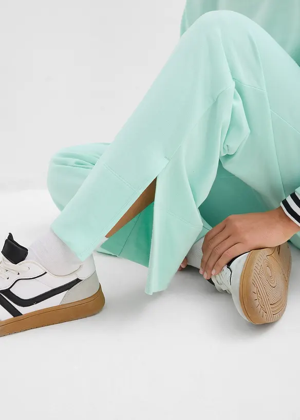 Pantaloni in felpa di misto cotone, bonprix