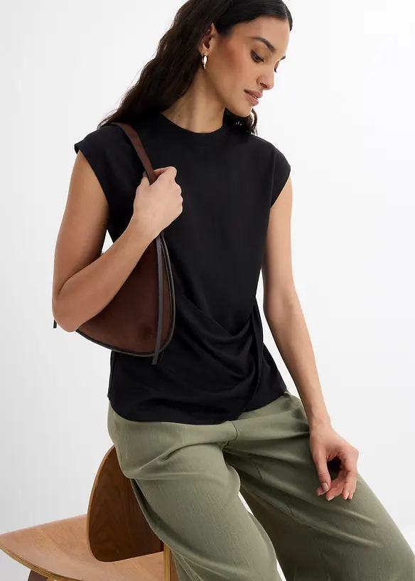 Maglia in misto viscosa con orlo asimmetrico, bonprix