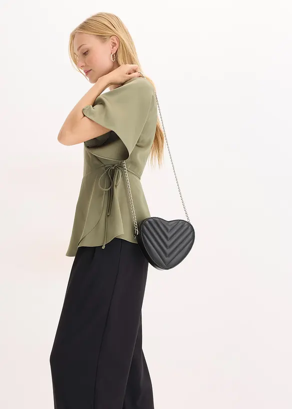 Blusa a maniche corte con scollatura profonda, bonprix