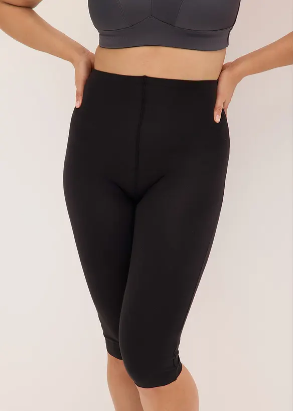 Pantaloncini in cotone con effetto modellante leggero, bonprix