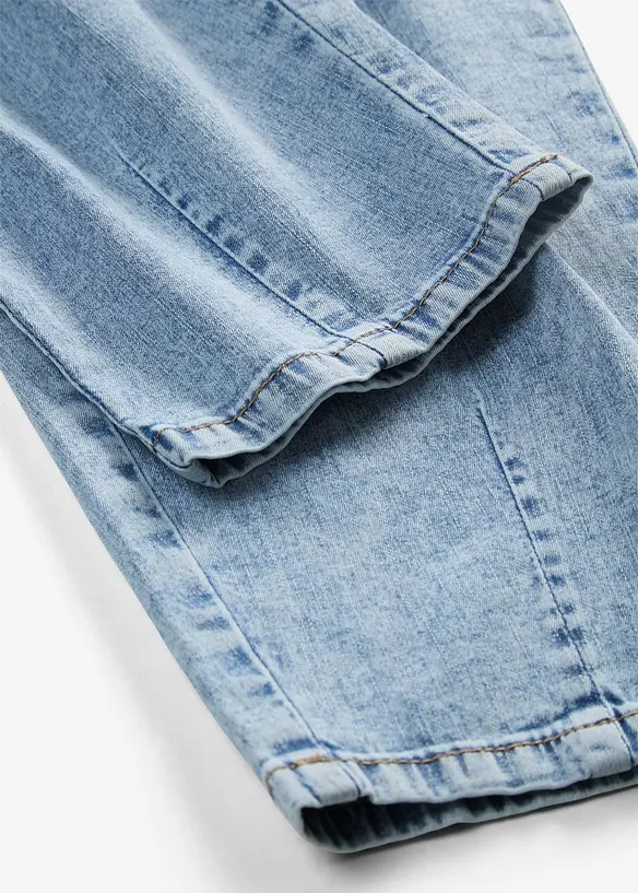 Jeans barrel shape con comodo elastico, vita media, bonprix