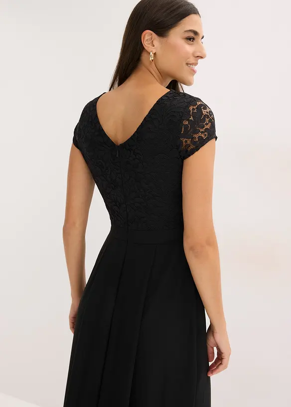 Tuta con pizzo e inserto di chiffon, bonprix