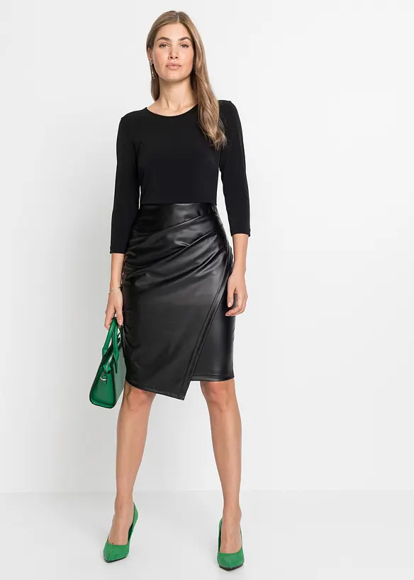 Abito in similpelle con corpino in jersey, bonprix