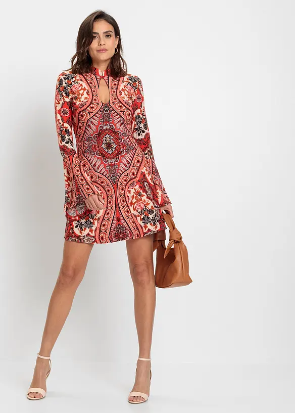 Abito in jersey con colletto dritto e maniche a volant, bonprix